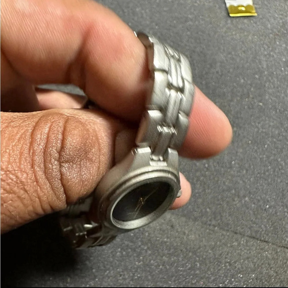 Casual Corner Annex Ladies Quartz Watch Silver Tone Black Diamond Dial Working - Picture 5 of 11